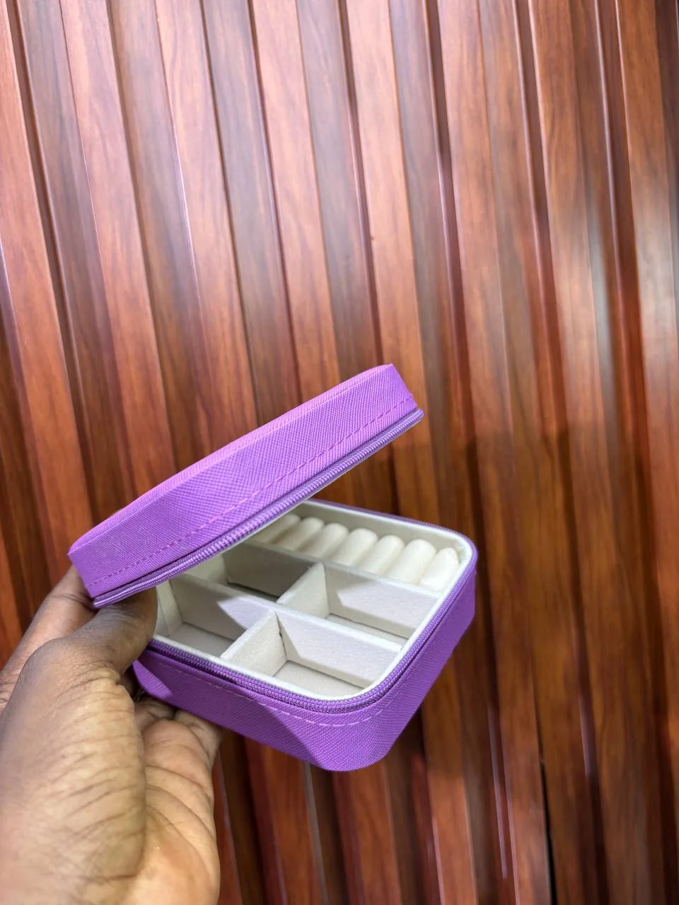 Small Jewelry organiser