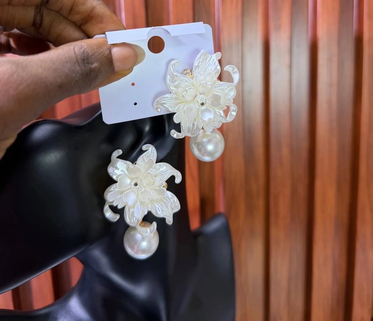 Sweet Pearl Earrings
