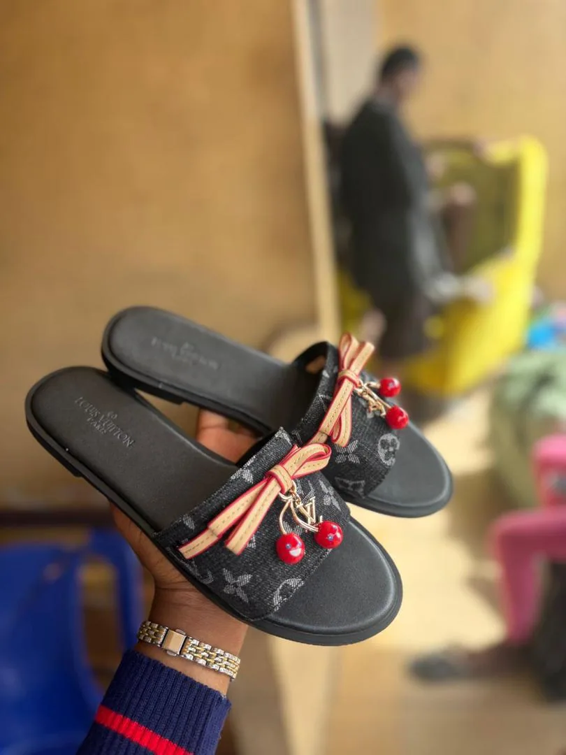 Cherry slippers 😍