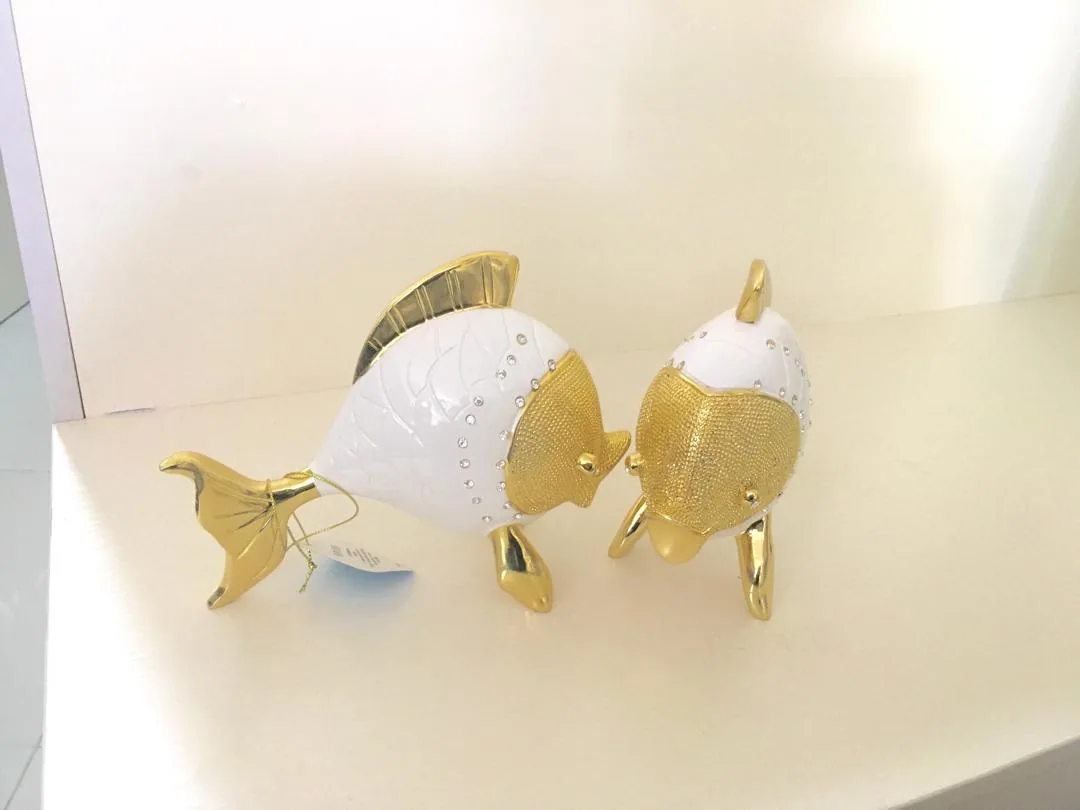 Golden Serenity Fish Pair